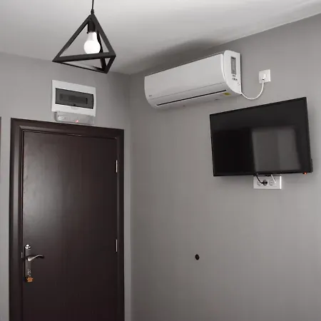Pensionat Apartmani Zrenjanin 4*