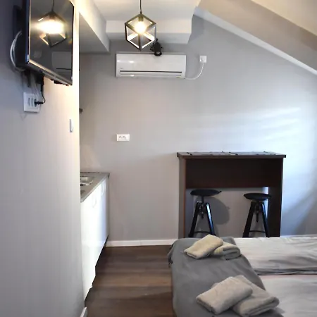 Apartmani Zrenjanin 4*